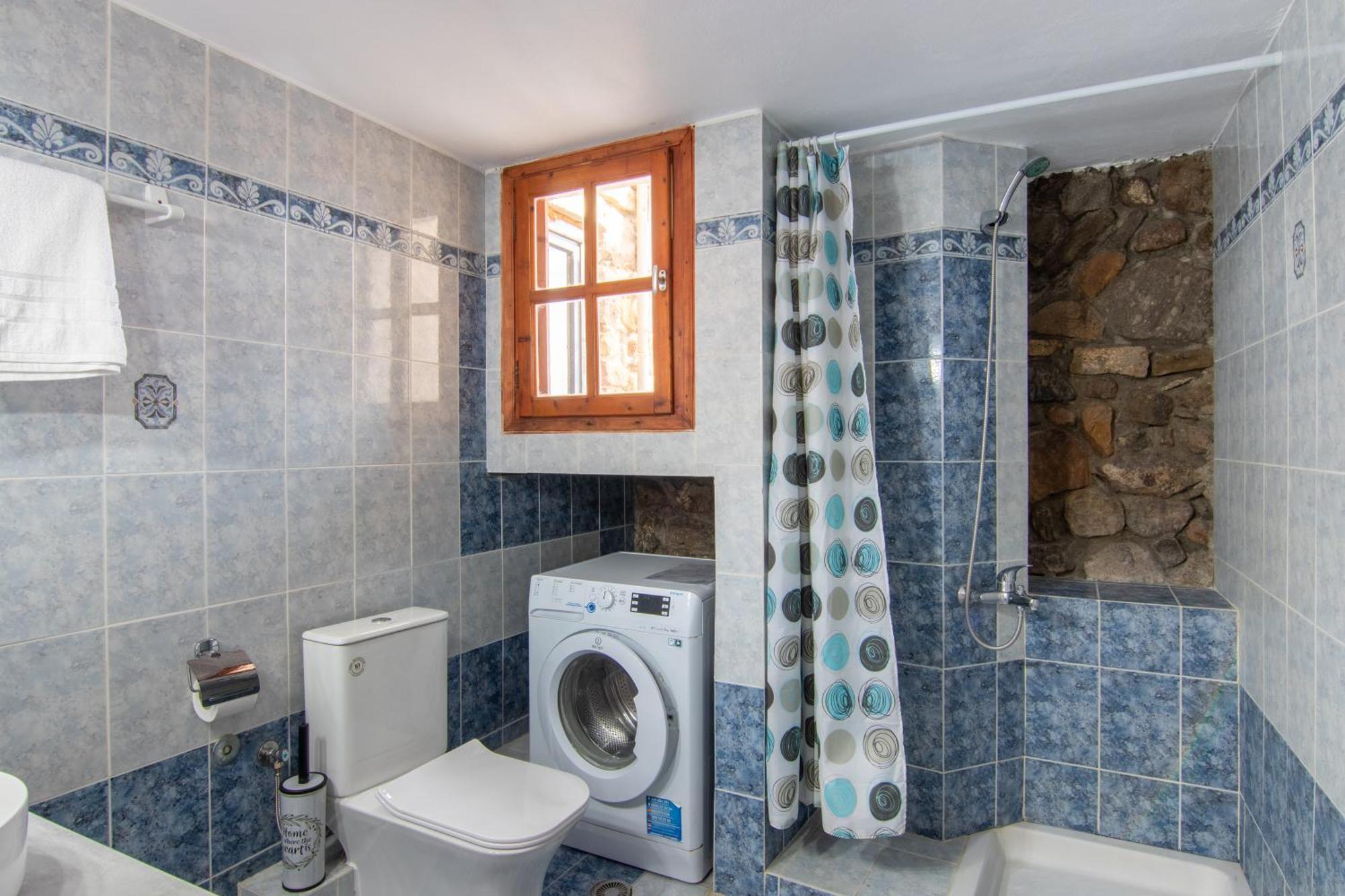 Traditional Stone House Apartment Moudhros Bagian luar foto